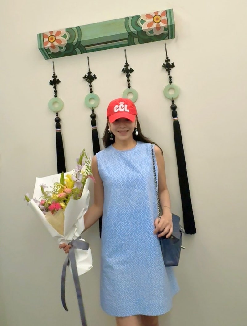 Kang Sung-yeon, once the faceless voice of Late Regret, proves she's unforgettable fully clothed