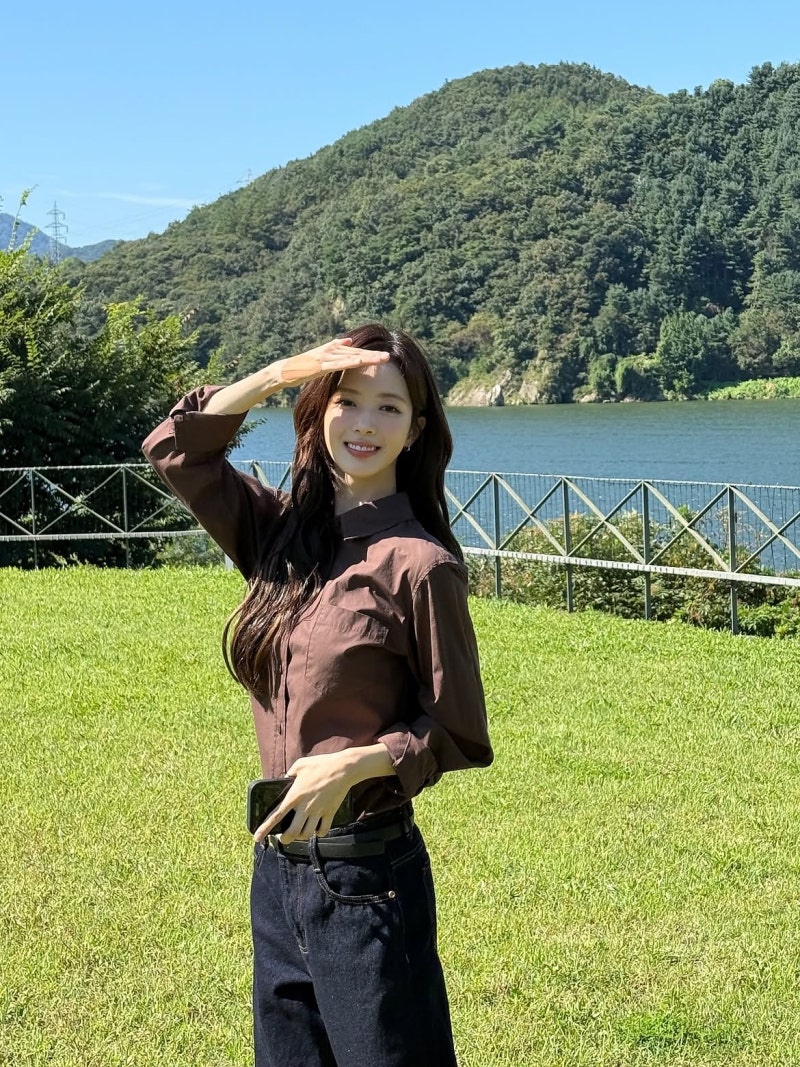 Started As a Child Actor, Now 25 and 15 Years Deep: Noh Jeong-eui's Autumn Looks Prove Less Really Is More