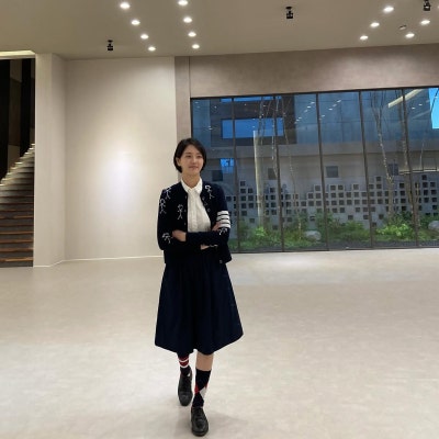 Pomeranian Face, Ballet-Built Physique: Park Gyu-young's London Street Style Is All Effortless Flex