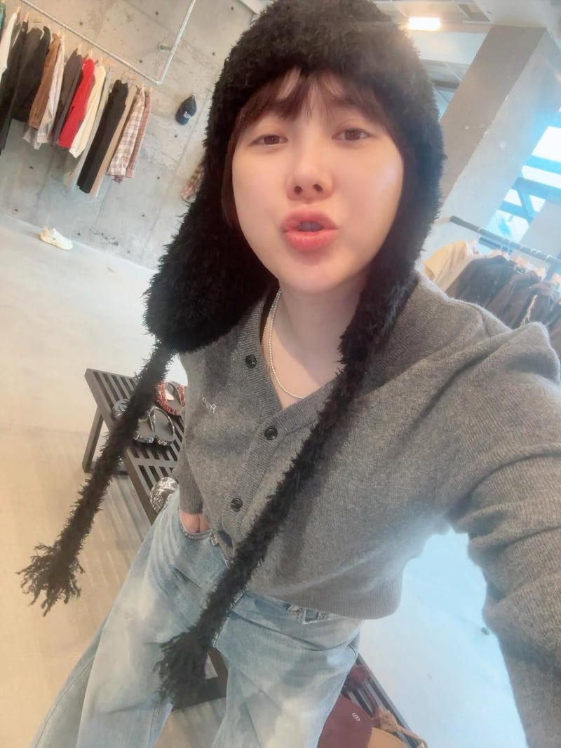 From K-Pop Icon to Style Sage: Seo In-young's Secret Formula for One Strong Detail