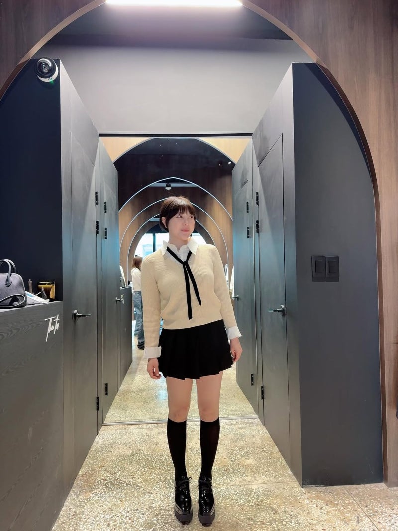 From K-Pop Icon to Style Sage: Seo In-young's Secret Formula for One Strong Detail