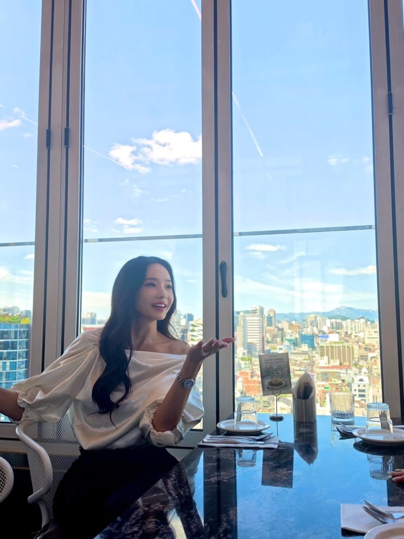 From Debut Struggles to Polished Ease: Han Chae-young's 3-Look Masterclass in Tonal Harmony