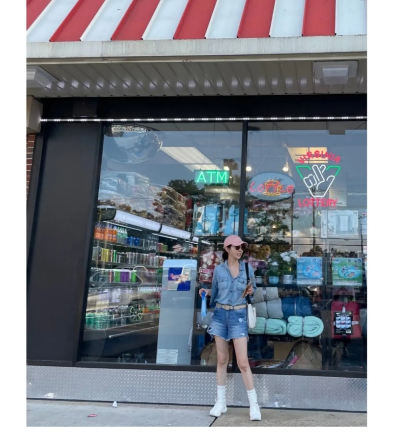 A complete summary of the 3 outfit styles perfected by an actress who played a completely opposite character in her debut work, despite coming from a family with a curfew until marriage!