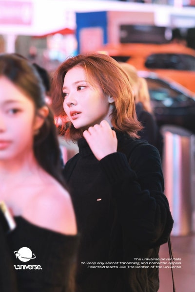 Seriously, totally yar~ ๐ค A collection of New York casual fashion from the super-beautiful sales team leader Ji-woo, who transformed into a New York career woman in a shirt and tie ๐