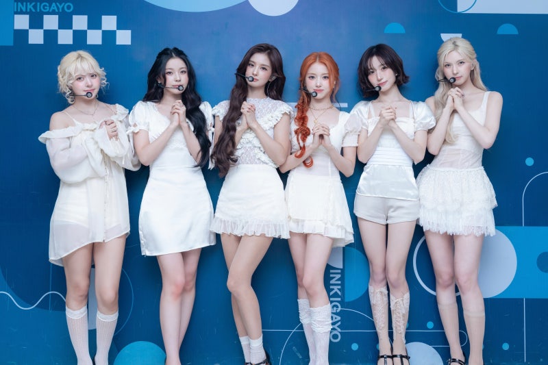 I thought short hair was the way to go...๐ But after transforming with long hair, 23-year-old Bayi has become a blonde elf princess. Her epic Inkigayo comeback visuals๐ง๐ปโ๏ธ