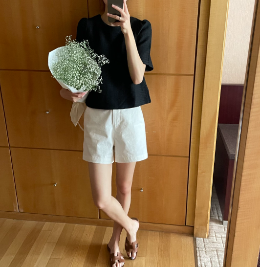 T-Shirts Feel Lazy but Blouses Feel Like Too Much…Until You Find a Summer Tweed Like This