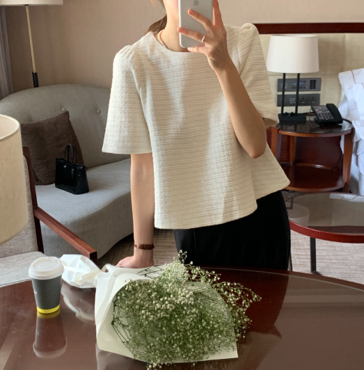 T-Shirts Feel Lazy but Blouses Feel Like Too Much…Until You Find a Summer Tweed Like This