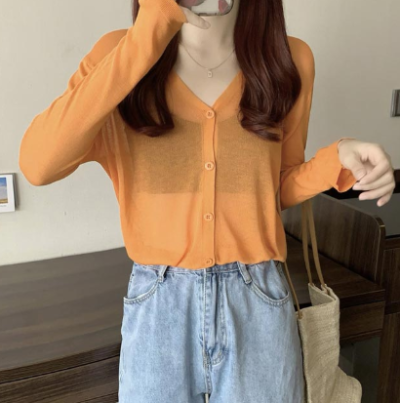 The Summer Cardigan That Actually Solves the AC/Heat Problem