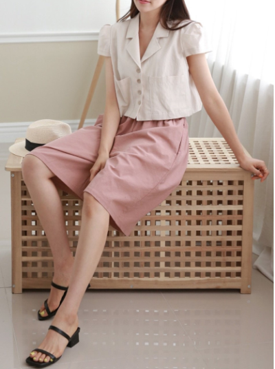 Why Skirt Pants Are the Summer Fix for Women in Their 40s