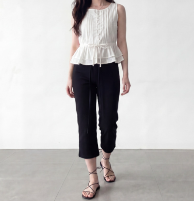 We Finally Found the Pretty Sleeveless Blouse Summer Needs