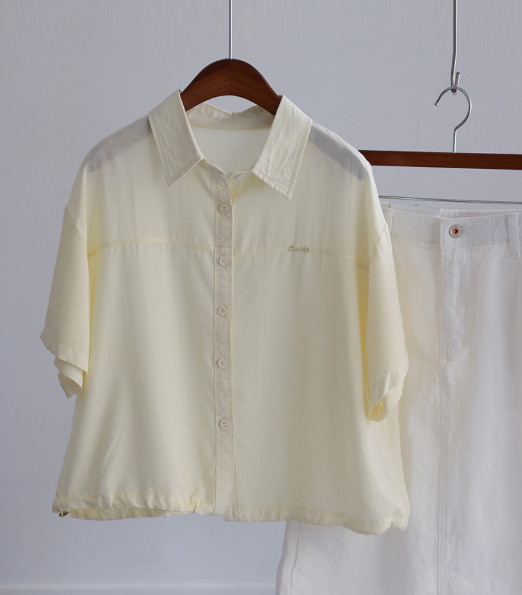 The Cropped Shirt Jacket That Actually Works in Your 40s