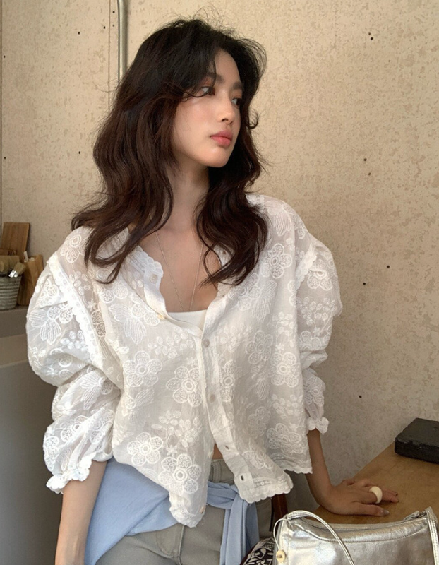 The Lace Blouse That Actually Glows Against Your Face—People Said My Whole Complexion Brightened When I Wore It