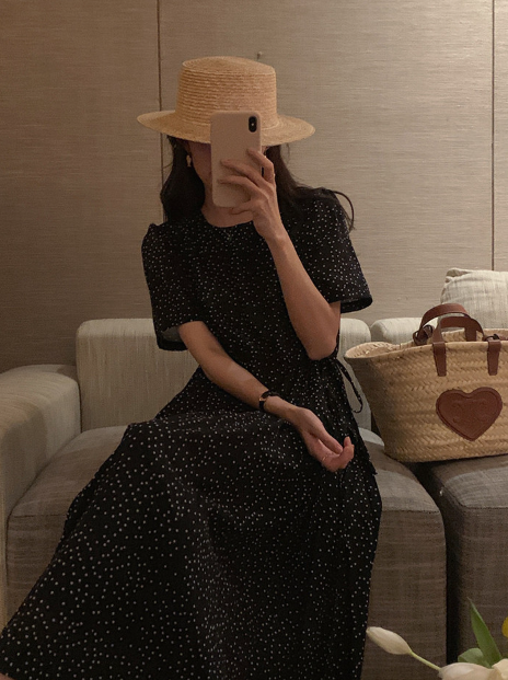 The roomy fit literally hides everything on your lower half—even my pregnant sister says she looks gorgeous in this dress