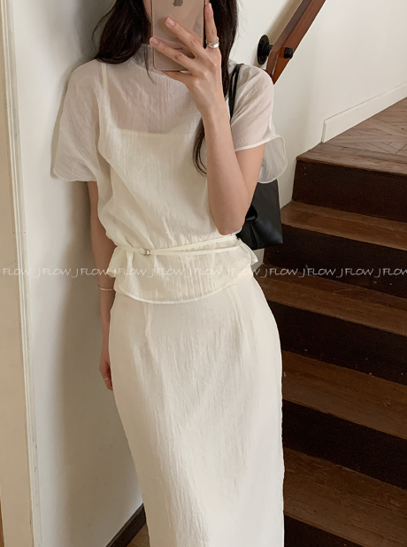Sheer Blouse Energy: One Top, Three Looks (Dates Included)