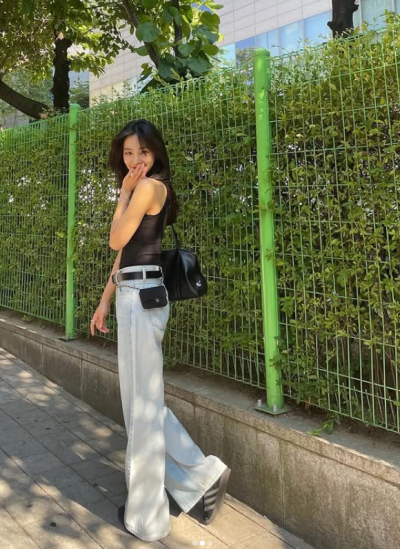 Actress Han Ji-eun Beat 4,200-to-1 Odds—Here's How She Styles Summer
