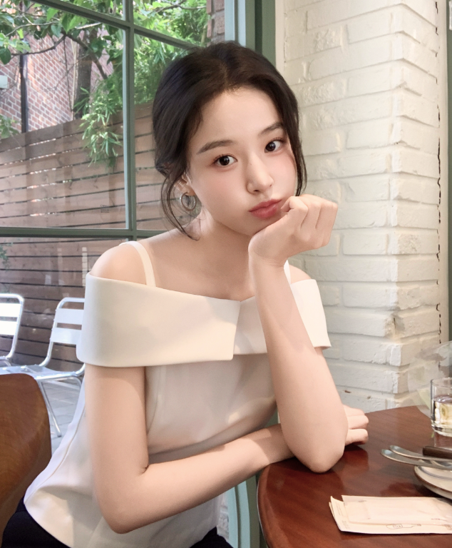 This Off-Shoulder Blouse Keeps People Asking All Night