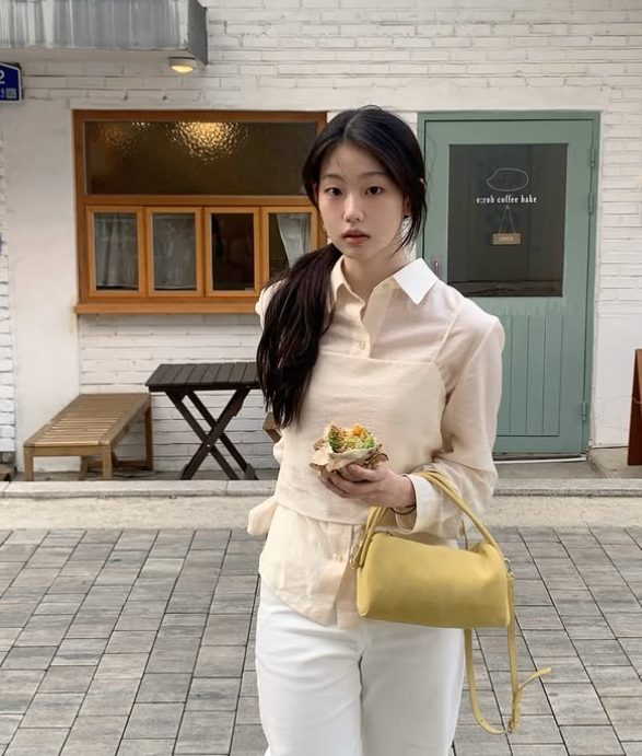 How a 59-Second Video Changed Everything: Seo Soomin's Clean, Effortless Daily Looks
