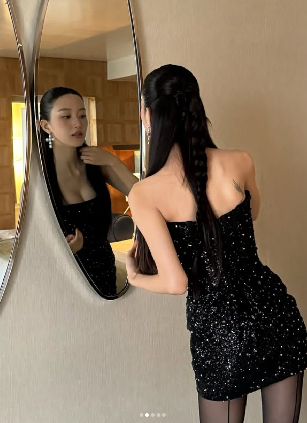 Writer-slash-actress Moon Ka-young dresses like someone who has read the room: five minimalist looks from someone with actual taste