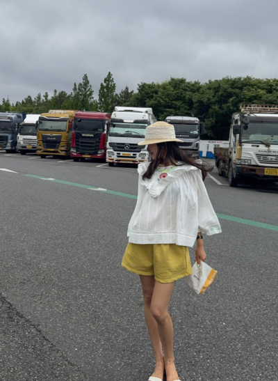 Broader shoulders? This ruffle blouse solves the whole upper-body coverage situation