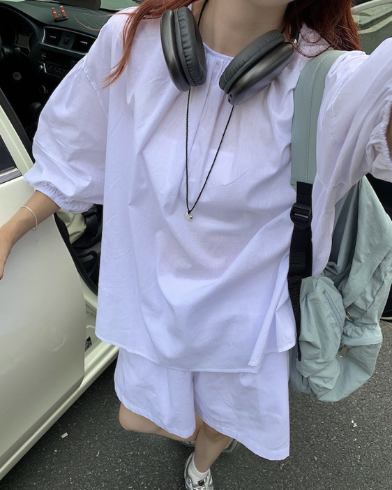 The Mom Uniform That Actually Works: Balloon Blouse + Shorts Set for Summer