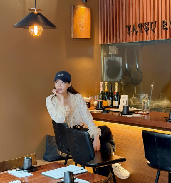 From K-Cup Flop to Fashion Icon: How Oh Yeon-seo Makes Effortless Summer Cool Look This Good