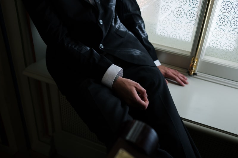 Why Your Sharp Blazer Looks Tired: The One Grooming Detail Style People Never Skip