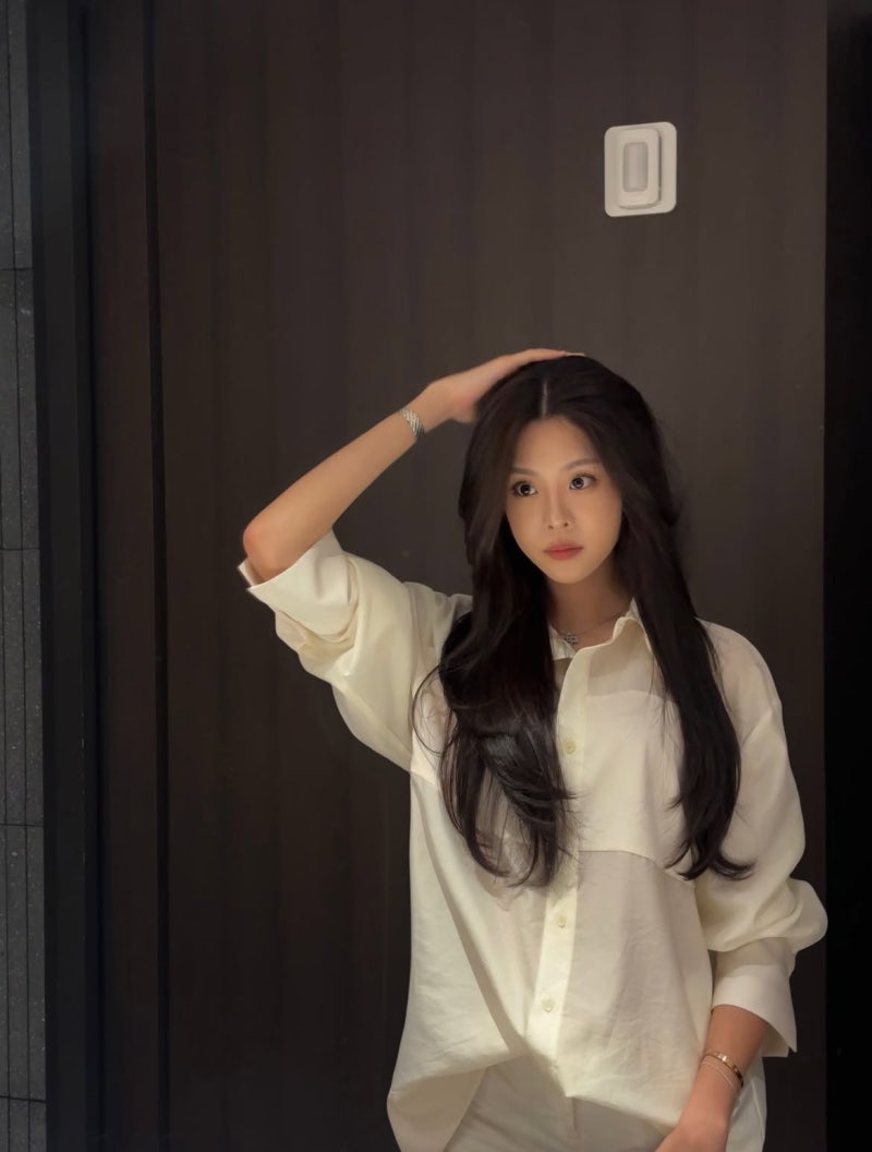 The Miss Korea Contender's Summer Ratio Game: How 175cm Becomes 185cm on Camera