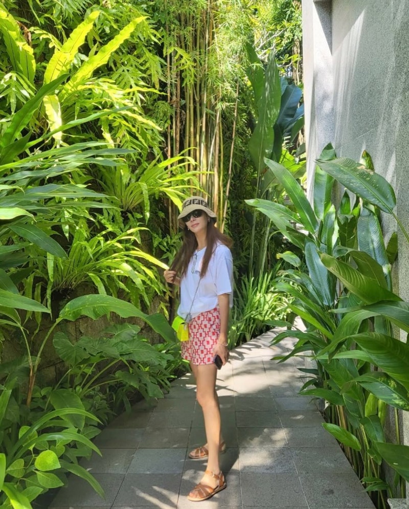 At 50, She Proof-Read the Minimalist Memo: Go So Young's Monochrome Summer Revolution