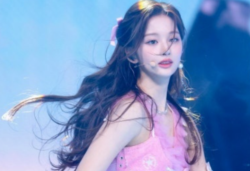 NMIXX's Seoyun (Winner of Prettiest Baby Pageants) Proves Why This Summer Sports Look Is Suddenly Everywhere
