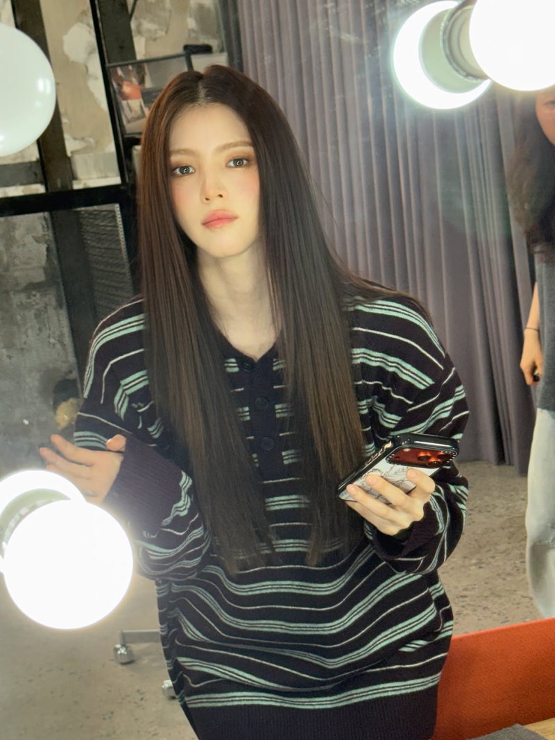 From 300k Won to Icon: Han So-hee's All-Black Leather Mastery