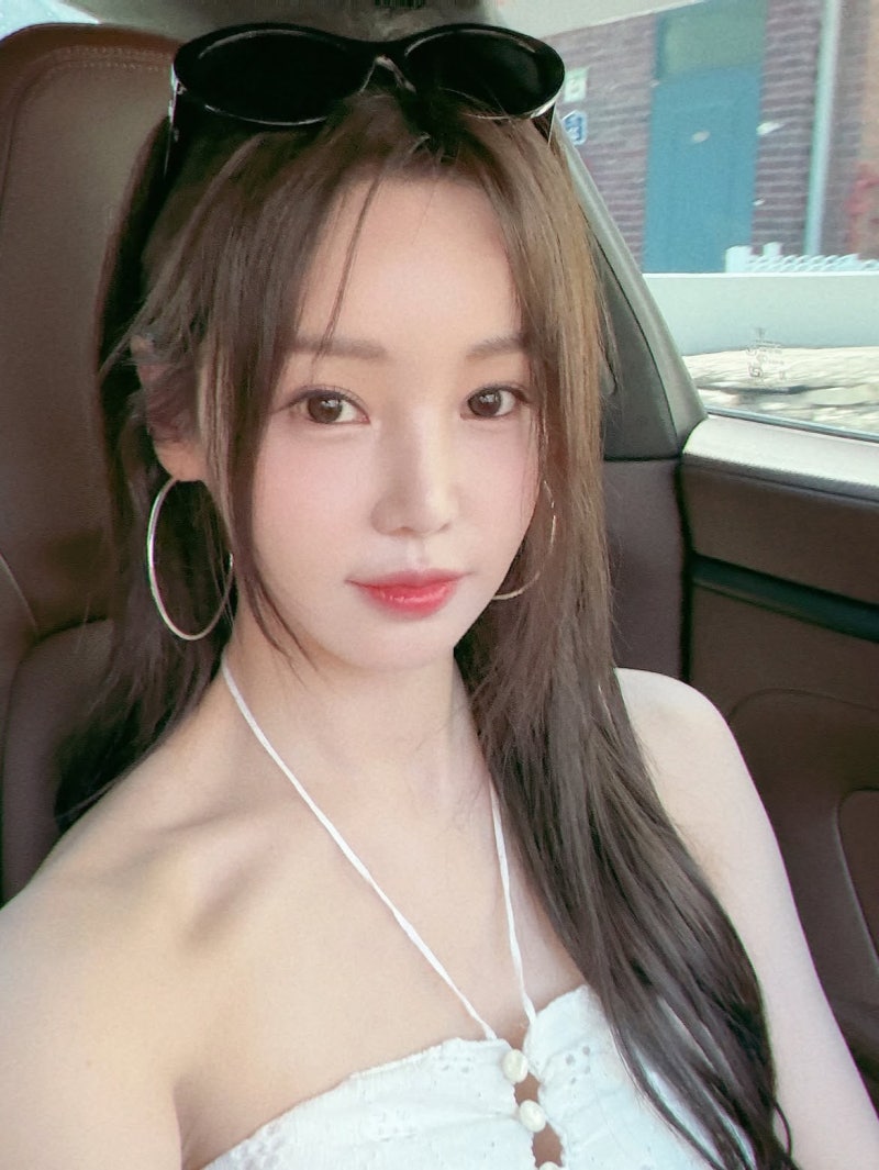 K-pop Legend to Baby-Face Boss: Nam Gyu-ri's Post-Schedule Summer Escape Look