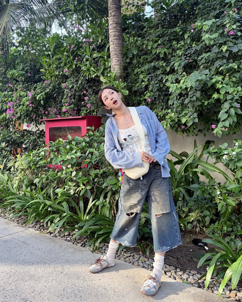 From Street Cast to Global Beauty #1: Soo-bin's Three-Look Masterclass in Proportional Dressing