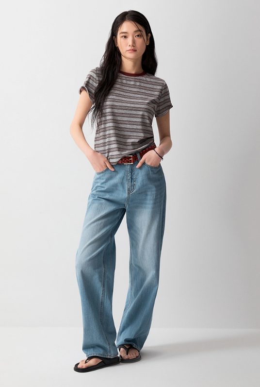 The Jeans Equation: Why Straight-Leg Rules While Trends Fade