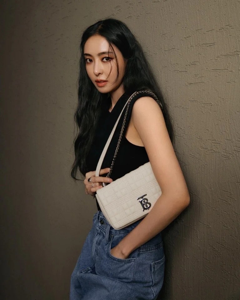Supermodel-to-Actress Lee Da-hee Nails Three Seasons in One Outfit Approach