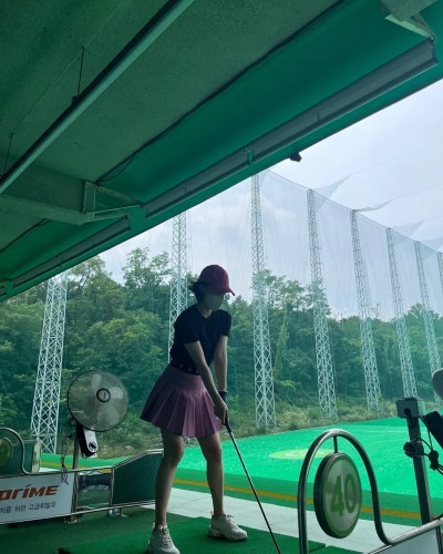 Ex-Weather Anchor Turned Powerhouse Actress: How Kim Hye-eun Commands the Screen in Three Summer Looks