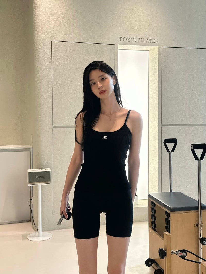 Kwon Na-rae: From K-Pop Idol to Pilates-Focused Actress—And Her Three-Look Summer Proof
