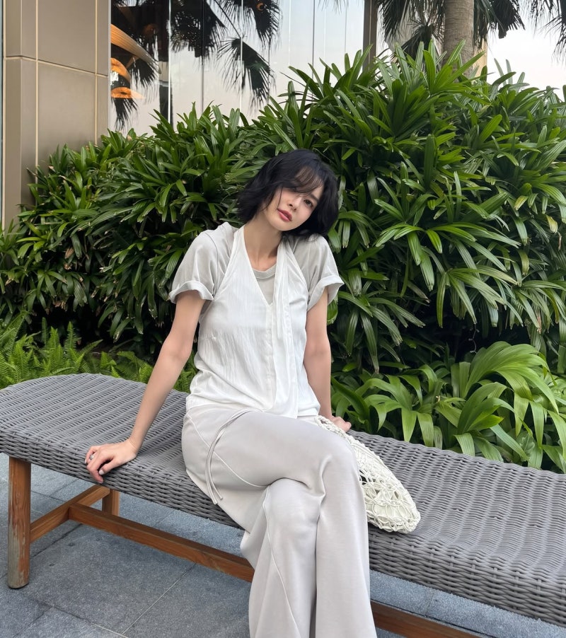 Kwon Na-rae: From K-Pop Idol to Pilates-Focused Actress—And Her Three-Look Summer Proof