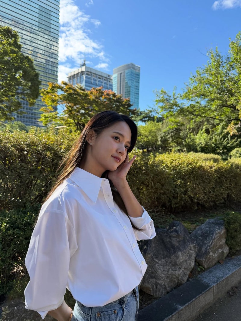 From Nation's Filial Daughter to Multihyphenate: Actress Nam Bo-ra Goes Mattera in a Daisy Wrap Dress
