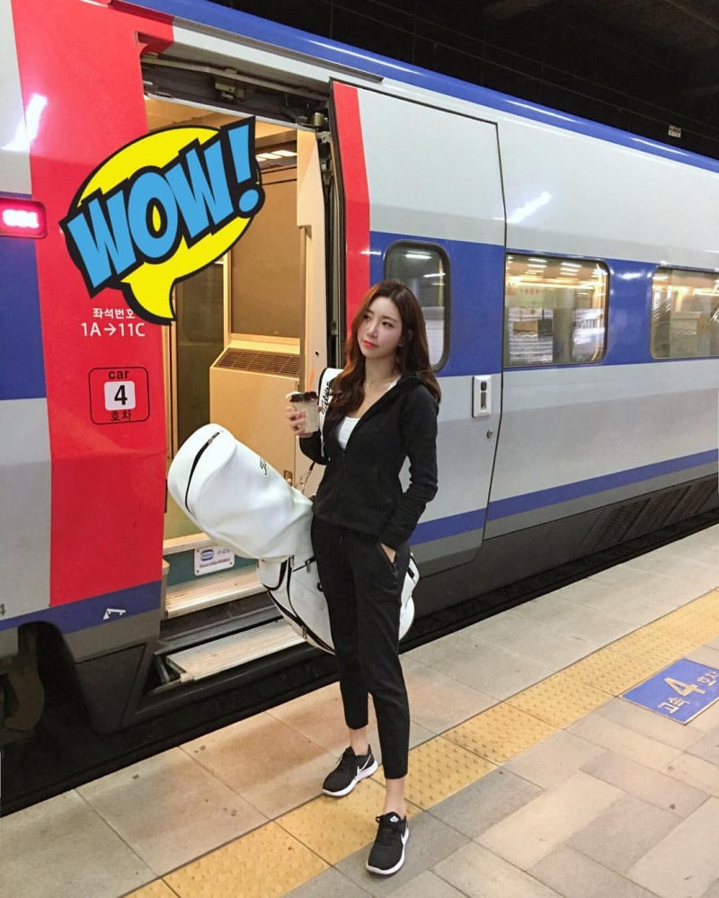 Shooting Sports Star to Fitness Icon: Ye Jeong-hwa's Hawaii Golf Wardrobe Decoded