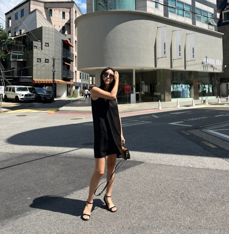 27-Year Singer, Still in Her Prime: Lee Ji-hye's Summer Dress Code Decoded