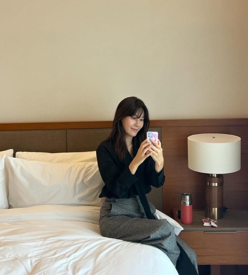 She Went to a Model Audition Just to Meet Her Favorite Singer. Instead, She Became an Icon: Kim Ha-neul Masters Three Kinds of Ease