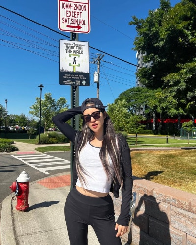 From 4-Year-Old Song to Chart Peak: Nam Yu-jeong's Travel Casual Style