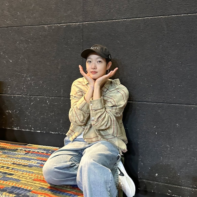 From Red Carpet to Neighborhood Corner: Kim Go-eun Rotates Through Four Distinct Styles in a Single Season