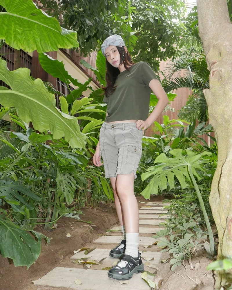 Icy Gaze, Warm Heart: Ki Hee-hyun's Activewear and Travel Looks Prove Opposites Can Coexist