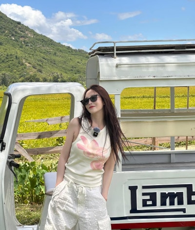 Summer Energy: You Ji-ae Moves Through Travel Vibes—Floral, Varsity, Color-Block, and Mint Moments