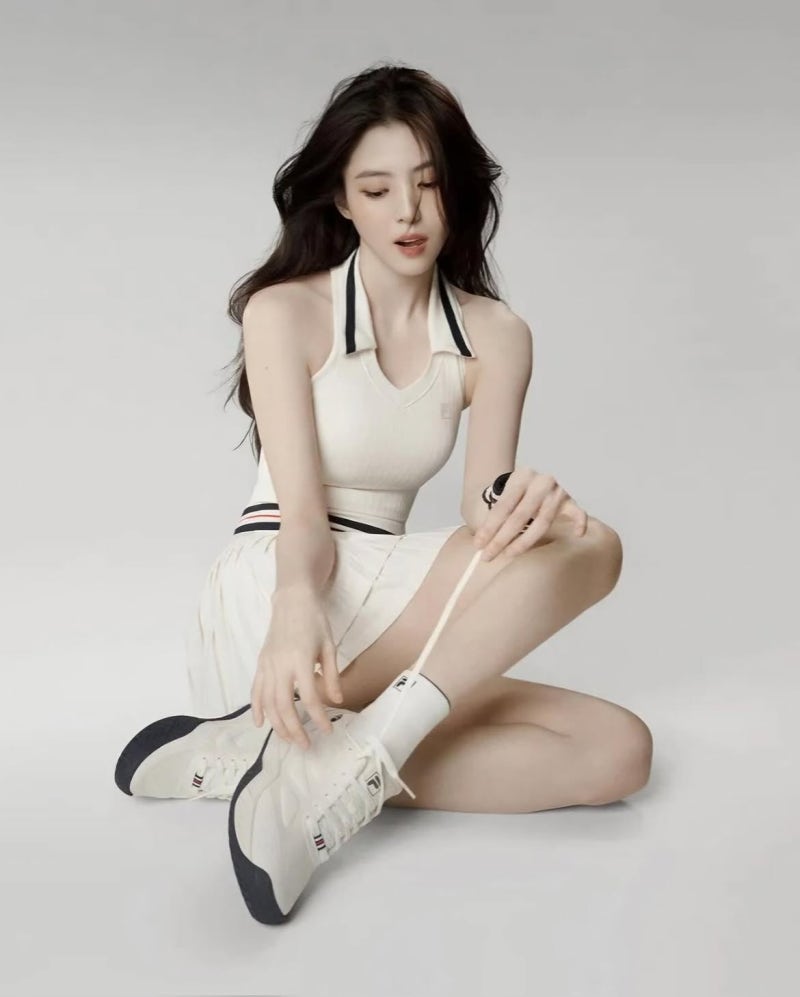 From Breakout Role to Icon: Han So-hee Balances Dior Minimalism, All-Black Attitude, and Sportswear Freshness