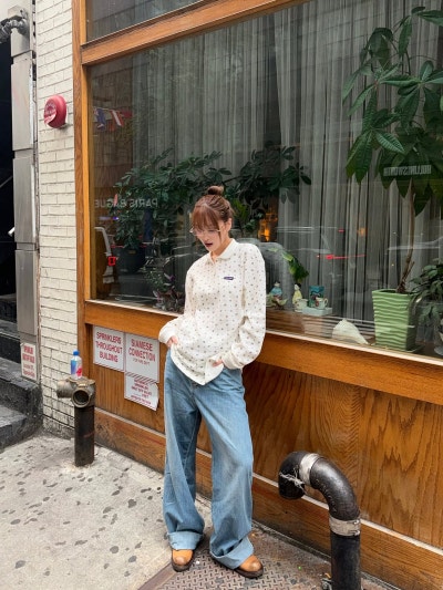 The Dancer Seniors Keep Their Eye On: Momo's Three Seasonal Shifts From Resort Beige to Retro Suede