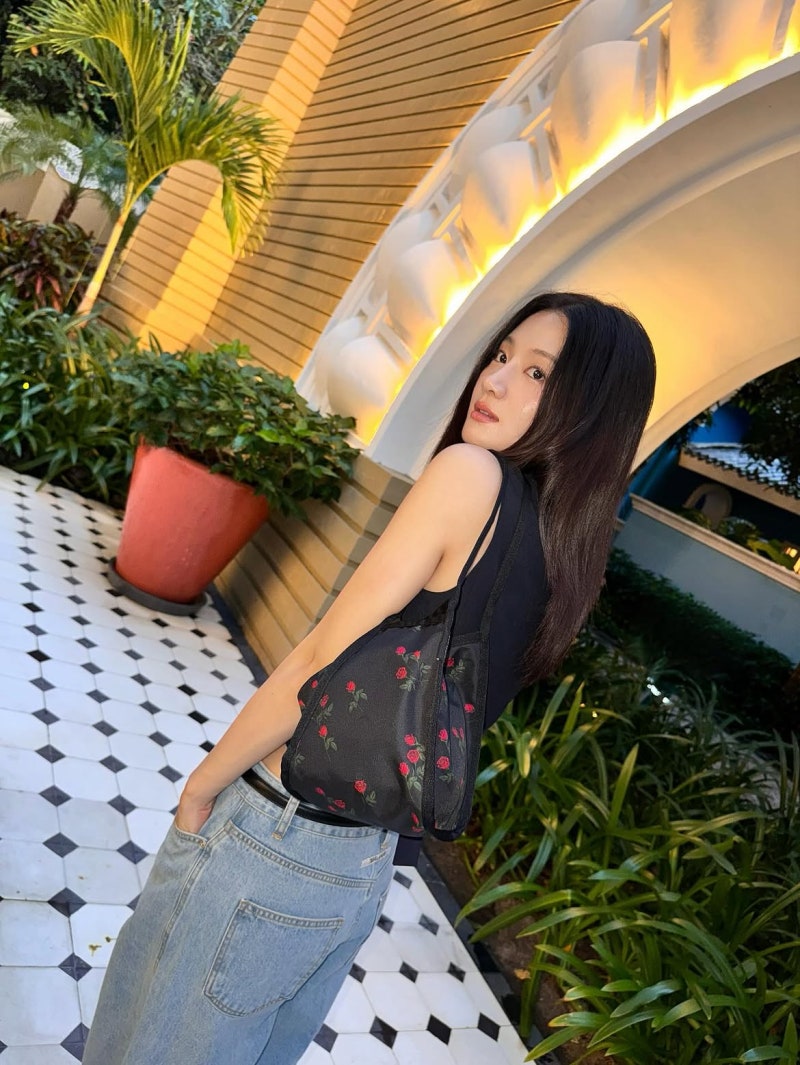 Three Months of Auditions, One Cannes Summer: Park Ju-hyun's Effortless Travel Edit