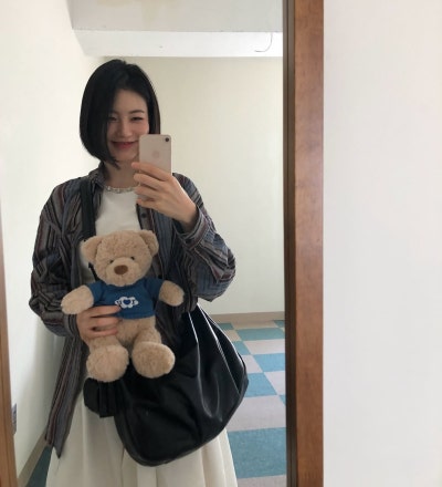Shin Ye-eun's Autumn Palette: Four Outfits That Prove Versatility Doesn't Mean Shapeshifting