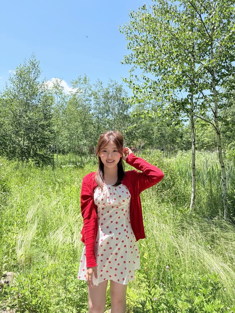 Jo Su-min: Four Seasons in One Girl